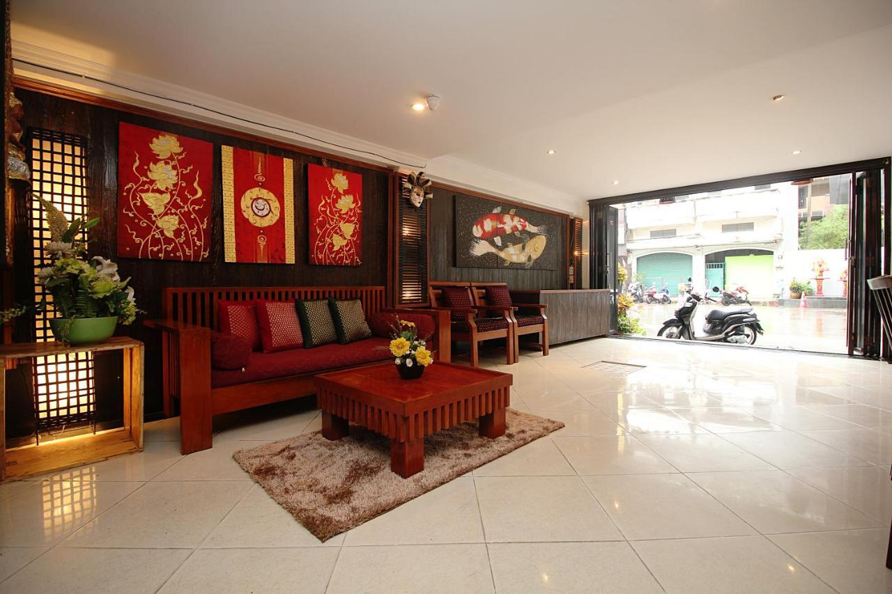 Hotel Sky Silk Decoration House Patong Esterno foto