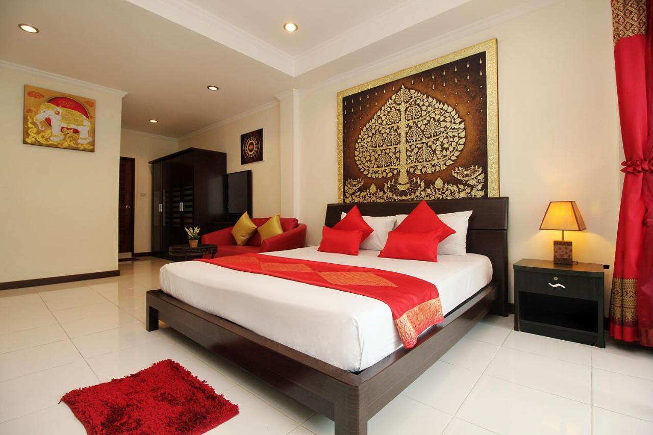 Hotel Sky Silk Decoration House Patong Esterno foto